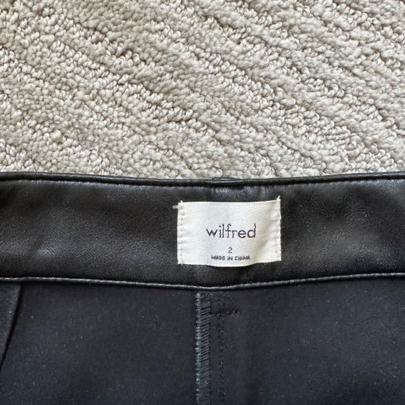 Aritzia Wilfred Modern Cargo Pant Leather - Picture 3 of 3